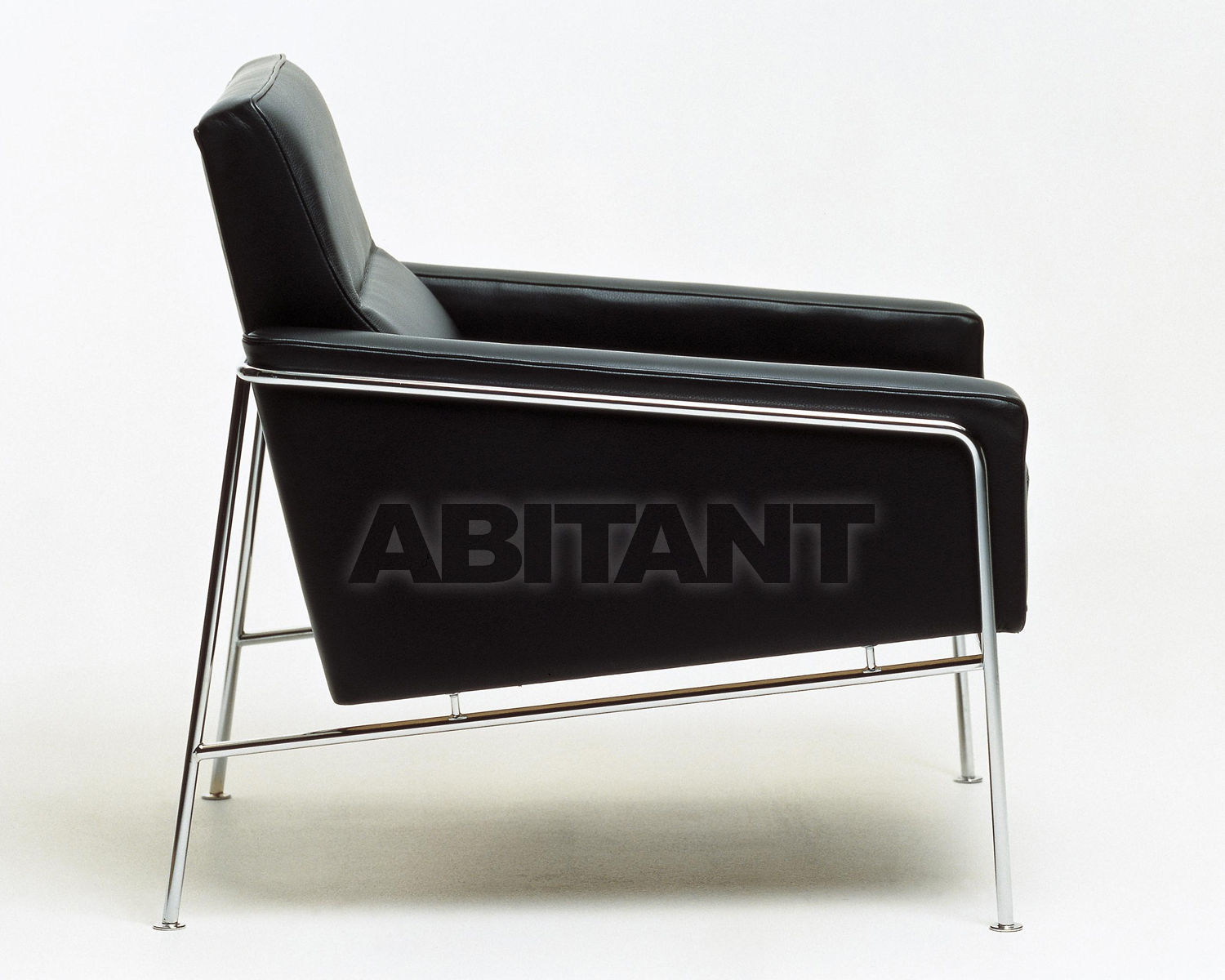 Купить Кресло SERIES 3300 Fritz Hansen A/S 2016 3300 2