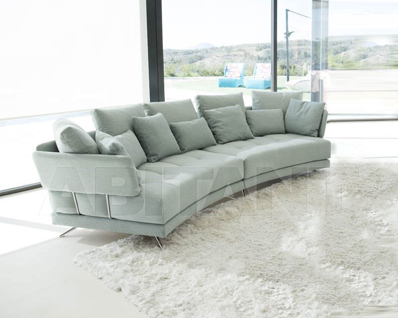 Curved hot sale modular lounge