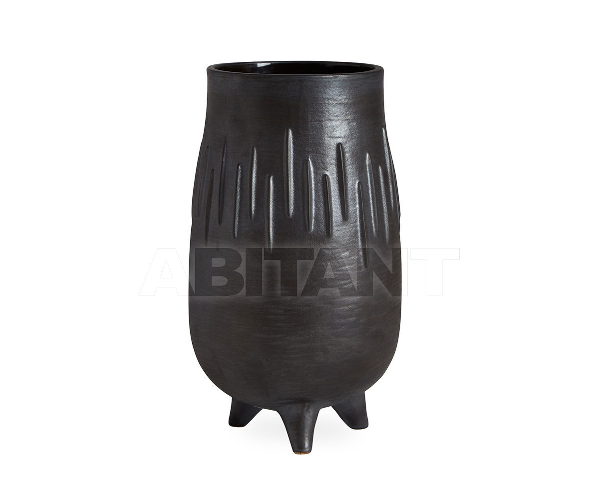 Купить  Ваза BRUTALIST FOOTED Jonathan Adler Vases 26388