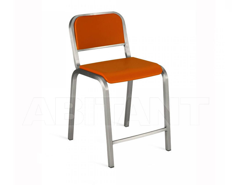 Купить Барный стул Emeco Nine-0 by Ettore Sottsass NIN0 24 S ORANGE