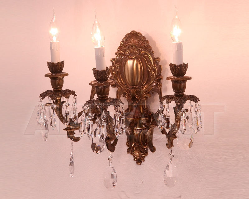 Купить Светильник настенный Lamp International srl 2018 9017