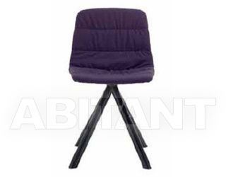 Стул Viccarbe Viccarbe 2013 MAA-1 fiolet\black