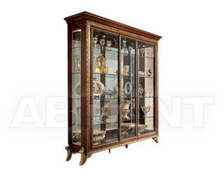 Витрина Arredoclassic srl Raffaello RAFFAELLO 3/doors china cabinet Dining room
