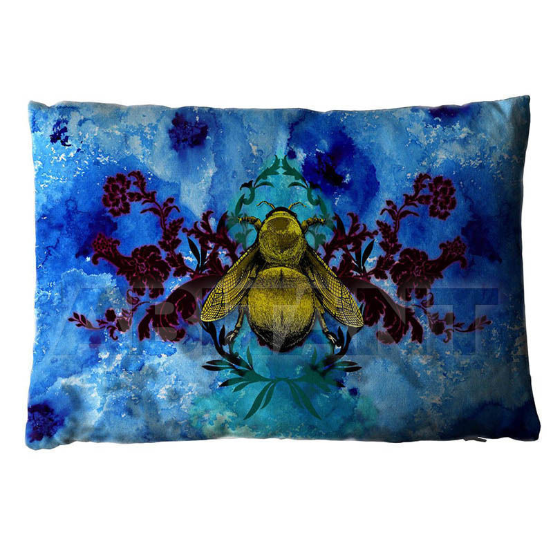 Купить Подушка BLUE BLOTCH BEE - ORIGINAL Timorous beasties Darwin BLBE/CUSH/1297/01