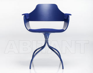 Стул с подлокотниками B.D (Barcelona Design) CHAIRS AND STOOLS SHOWTIME 1